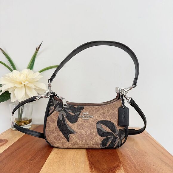 NWT Coach Teri Mini Crossbody‎ Bag In Signature Canvas With Bow Print - Picture 1 of 8
